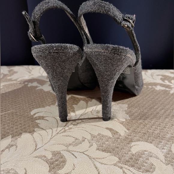 Grey wool shoes by Fioni. 7.5 - Picture 3 of 6